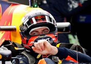 1e vrije training Japan: Vettel snelste tijd, Verstappen blijft achter