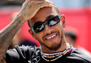 Hamilton pakt derde startplek in kwalificatie Austin: "We hebben stap vooruit gemaakt"