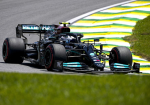 Overwinnaar Bottas gokte met rode band: "Het einde was echt overleven"