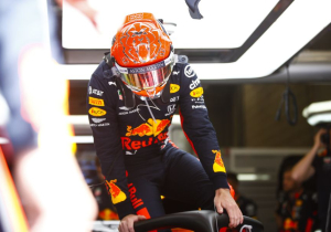 Red Bull: "Verstappen had kans, Ferrari en Mercedes niet indrukwekkend"