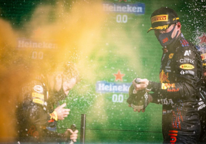 Verstappen voelde druk om te winnen in Zandvoort: 'Fans verwachtten het van me'