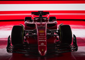 In beeld: Ferrari lanceert het wapentuig voor 2022 - de F1-75