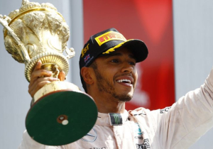 Lewis Hamilton haalt 1 aprilgrap uit met volgers