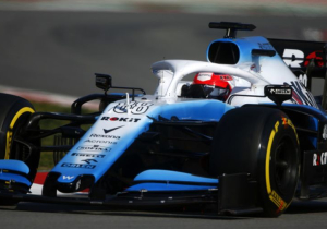 Kubica: 'Voel me een passagier in mijn eigen auto'