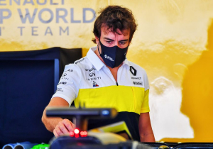 Briatore waarschuwde Alonso: "Als je niet stopt met fietsen, dan sluit ik je op in de garage"