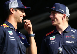 Verstappen: "Over transfer van Ricciardo naar Renault wordt wel stiekem gegrapt"