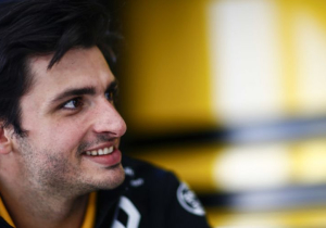 Sainz: 'Ik blijf graag bij Renault'
