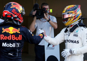 Hamilton schaart Verstappen onder vier beste rijders in Formule 1