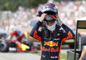 Zo reageert het internet op de uitvalbeurt van Verstappen