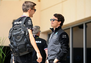 Russell intrigued by De Vries future after 'gang of five' promotion