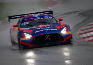 Porsche bovenaan in vrije trainingen, Juncadella en Vermeulen allebei snel in de regen