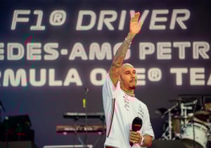 Hamilton reveals thoughts on Horner investigation