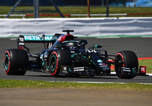 Tweede vrije training Groot-Brittannië: Mercedes dominant, Verstappen vierde