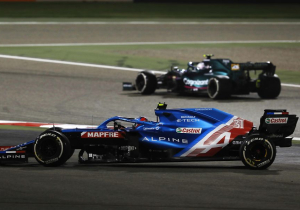 Ocon reageert op crash en excuses Vettel: 'Hij heeft er een penalty voor gekregen'