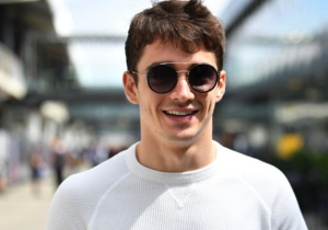 Hamilton ziet dreiging in Leclerc: "Eer om dat van hem te horen"