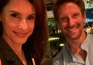 Grosjean grapt op Instagram: "Beter die zeebaars in brand dan mijn hand"