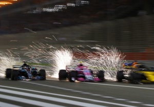 Radio problems costing Mercedes points - Hamilton