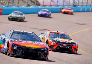 ¿Cómo ver la South Point 400 de la NASCAR?