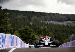 Raikkonen's "game" that led to bizarre pit-lane incident