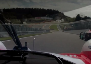 VIDEO: Fernando Alonso vliegt over Spa met LMP1-auto!