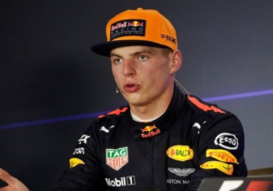 Verstappen schuift samen met Vettel en Raikkönen aan voor de persconferentie
