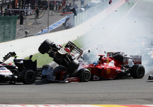 Grosjean reveals surprising Alonso message after HUGE F1 crash