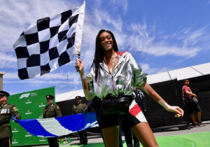 Whiting: 'Misschien schaffen we de geblokte vlag wel af'