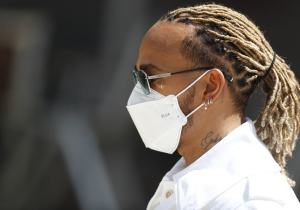 Hamilton walking a "risky" line after being "moved" by inspiring Bahraini prisoners