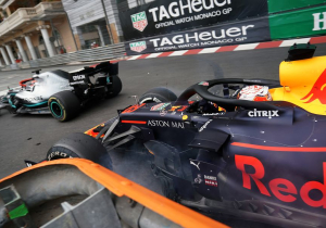 Mark Webber: 'Verstappen en Hamilton samen op eigen niveau'