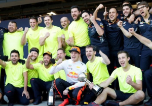 Zo vierde Verstappen zijn podiumplaats op social media