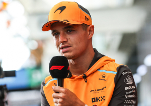 Norris zag Verstappen vechten: "Waren duidelijk sneller dan de auto's achter ons"