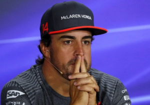 Nelson Piquet: 'Alonso maakt er een zooitje van'