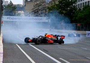 Russell uit zorgen: 'Voor hetzelfde geld had Verstappen nu niet gereden'