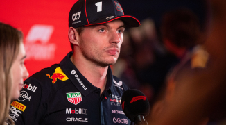 Kravitz blikt terug op aanvaring met Verstappen: "Hij vond dat ik iemand onder de bus gooide"