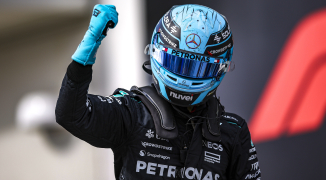 Russell pakt pole ten koste van Verstappen: 'Waarom kan ik Max niet verslaan?'