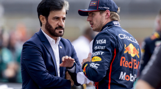 Verstappen spreekt van "zorgwekkende" snelheid Red Bull en wist niets van straf Piastri