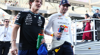 Antonelli sprakeloos na boardradio over WK-verlies Verstappen: "Met hoeveel punten?"