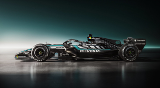 Social media reageert op de gloednieuwe livery van F1-team Mercedes