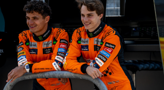 Ricciardo replacement SNUBBED as McLaren star achieves stunning result