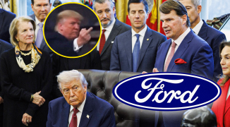 President Trump deelt middelvinger uit tijdens bezoek aan Red Bull-partner Ford