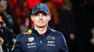 Verstappen organiseert feestje in Qatar en zet medewerkers met speech in het zonnetje