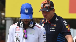 Daniel Ricciardo treatment questioned as F1 ‘love affair’ slammed