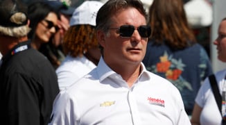 NASCAR legend Jeff Gordon predicts deep playoff run for shock driver