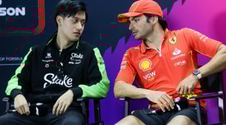 Former Ferrari F1 star signs for new team