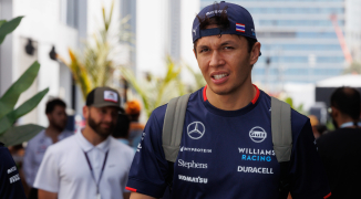 Albon complimenteus over strategie Haas ondanks mislopen punten: "Slim aangepakt"