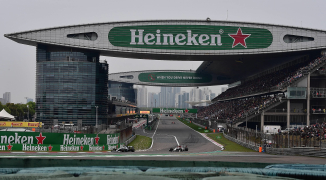 Another bizarre fire STOPS action at Chinese Grand Prix
