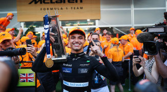 Norris belt met thuisfront na Miami-zege: Formule 1 legt het privémoment vast op camera