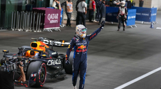 Verstappen op 'onverwachte' pole in Qatar, Ferrari krijgt boete voor pitlane incident | GPFans Recap