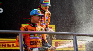 Norris gaat golfen na twee drukke raceweekenden | F1 Shorts