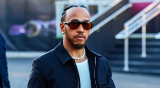 Hamilton op 'date' gespot met 52-jarige actrice, Horner sneert naar Russell | GPFans Recap